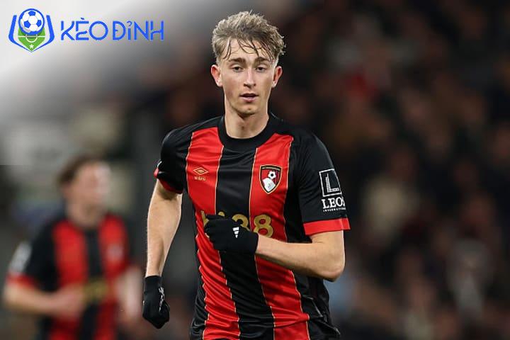 Chelsea và lợi thế trong cuộc đua