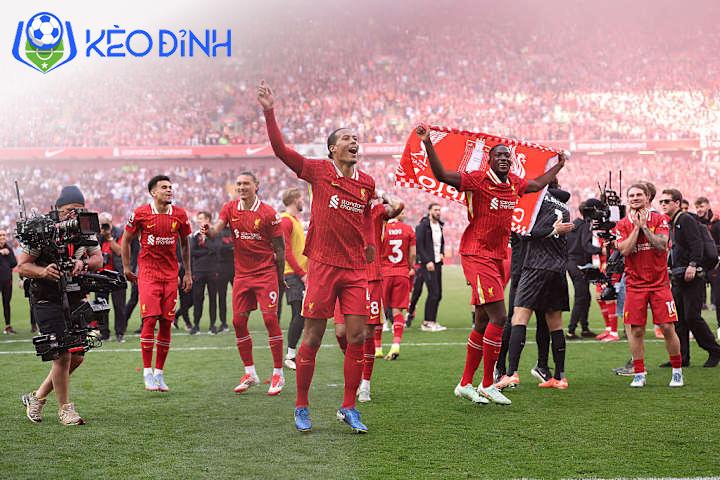 Chiến Lược Của Manchester United Để Đưa Vinh Quang Trở Về