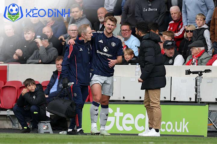 Tìm Kiếm Sự Ổn Định: Chìa Khóa Để Man Utd Vượt Qua Khó Khăn