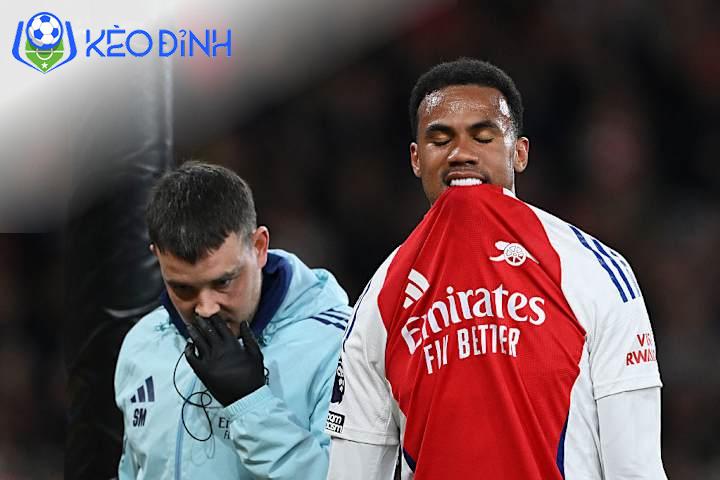 Premier League Gọi Tên: Top 4 và Tham Vọng Vươn Cao